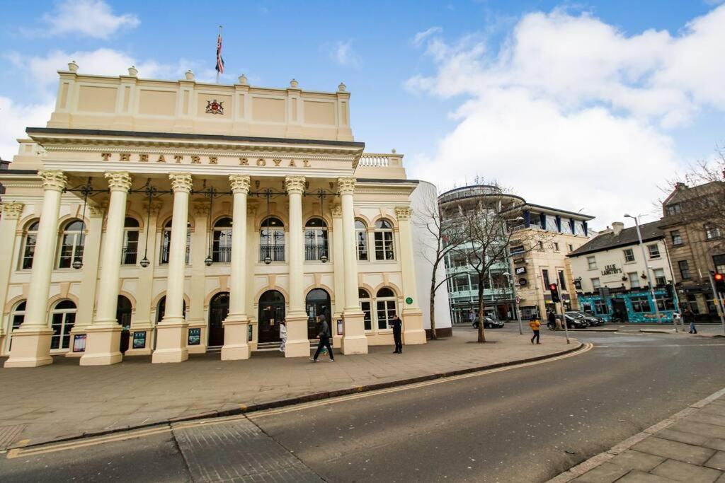Spacious 1 Bed Apartment 1 Minute Walk From Square Nottingham Exterior foto